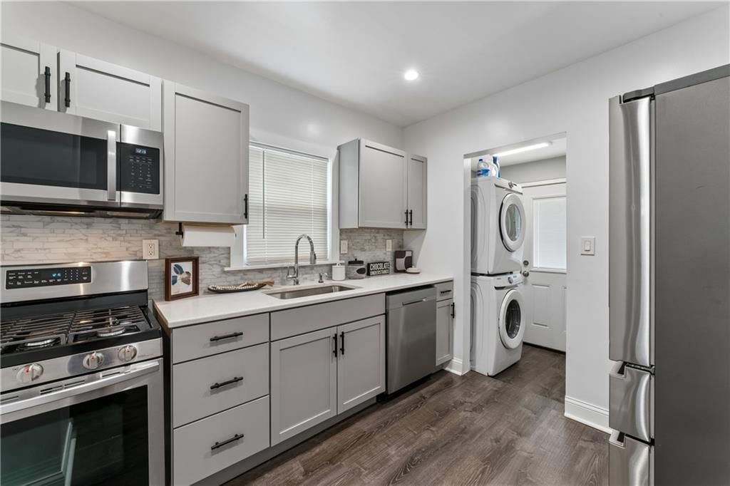 3425 Park Avenue — photo 17