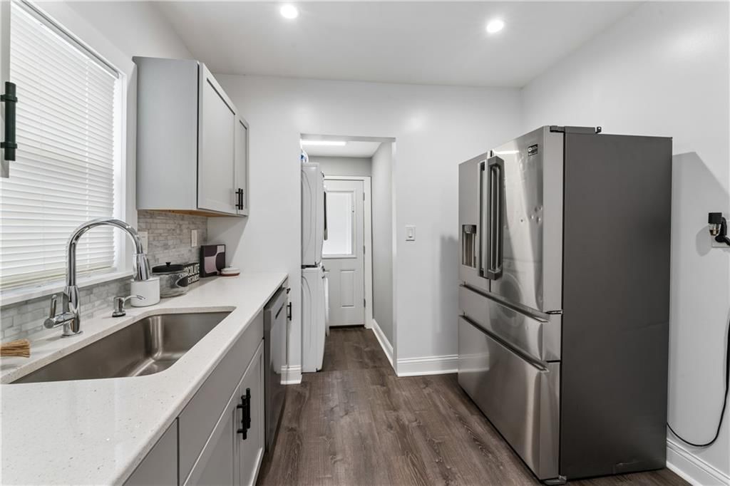 3425 Park Avenue — photo 19
