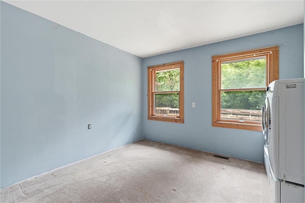 17052 Dempsey Road — photo 21