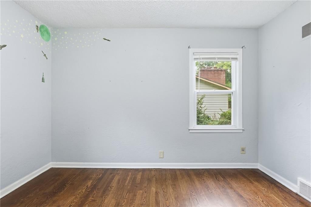 6505 Overton Avenue — photo 23