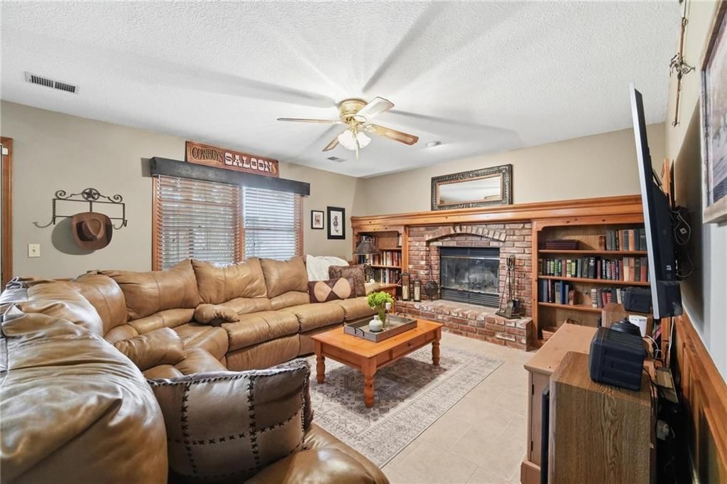 1011 NE 103rd Street — photo 26