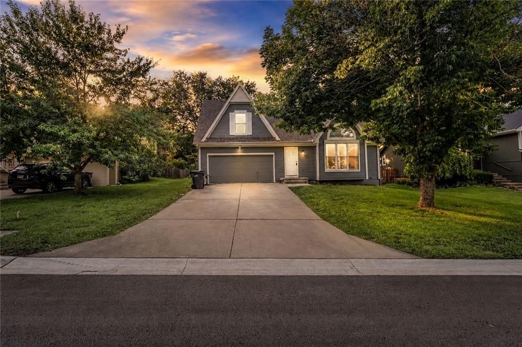 12435 S Parker Terrace — photo 1