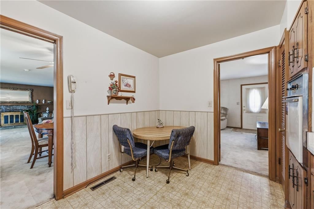 4962 NE Chouteau Drive — photo 12
