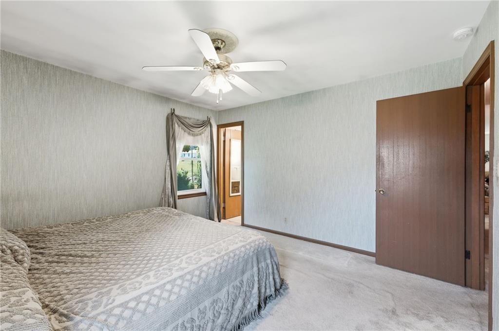 4962 NE Chouteau Drive — photo 20