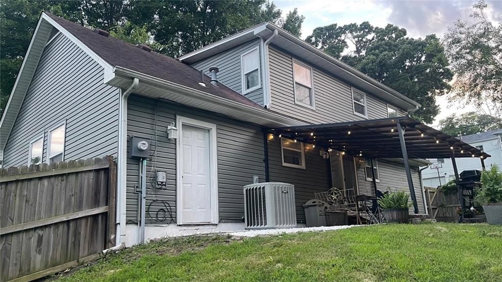 3101 Douglas Street — photo 11