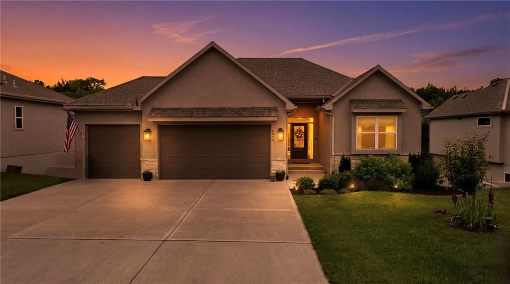 8548 Valley Spring Drive — photo 48