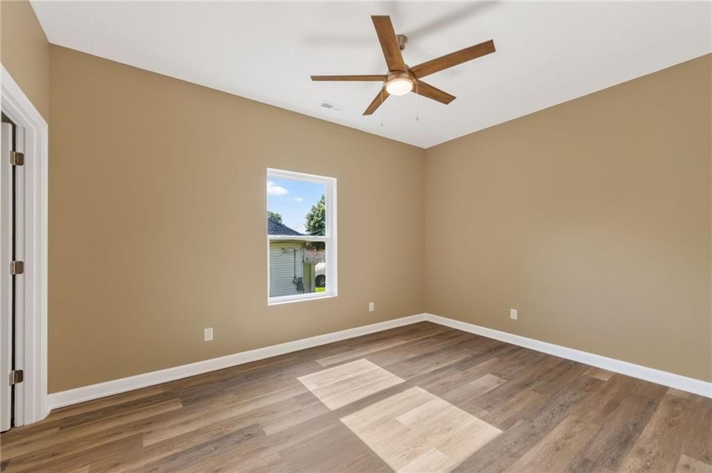 2602 Faraon Street — photo 10