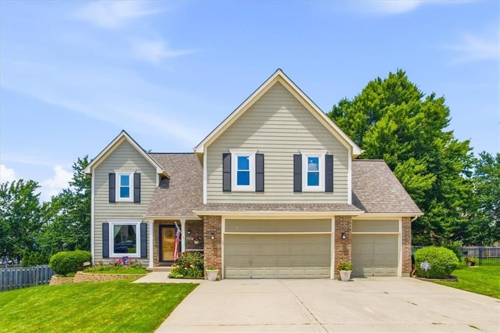 270 SE Sumpter Court — photo 1