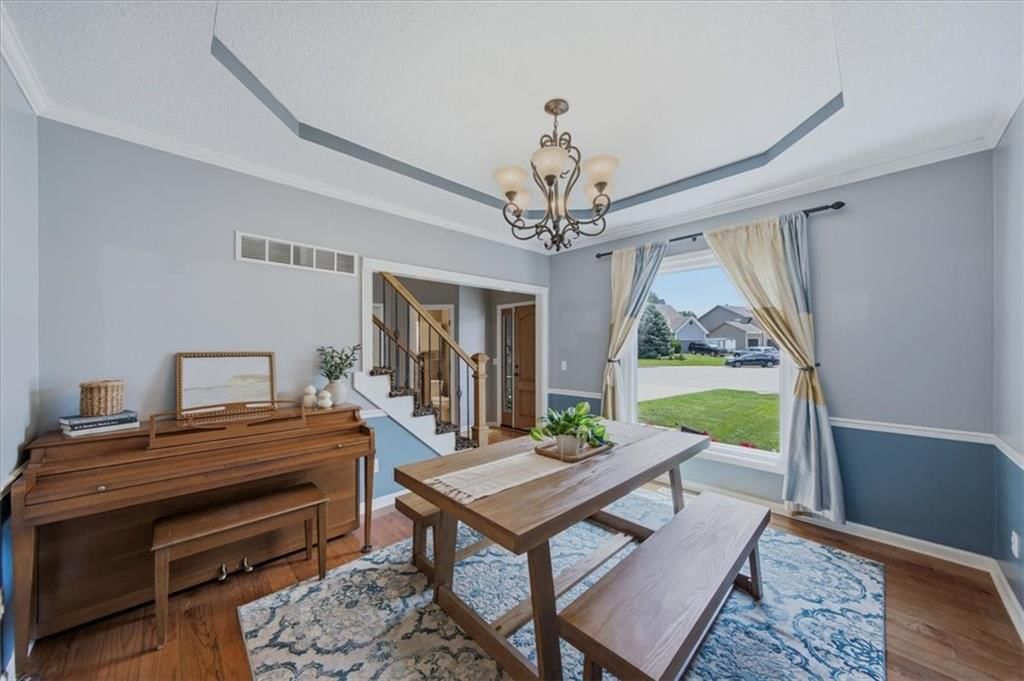 270 SE Sumpter Court — photo 8