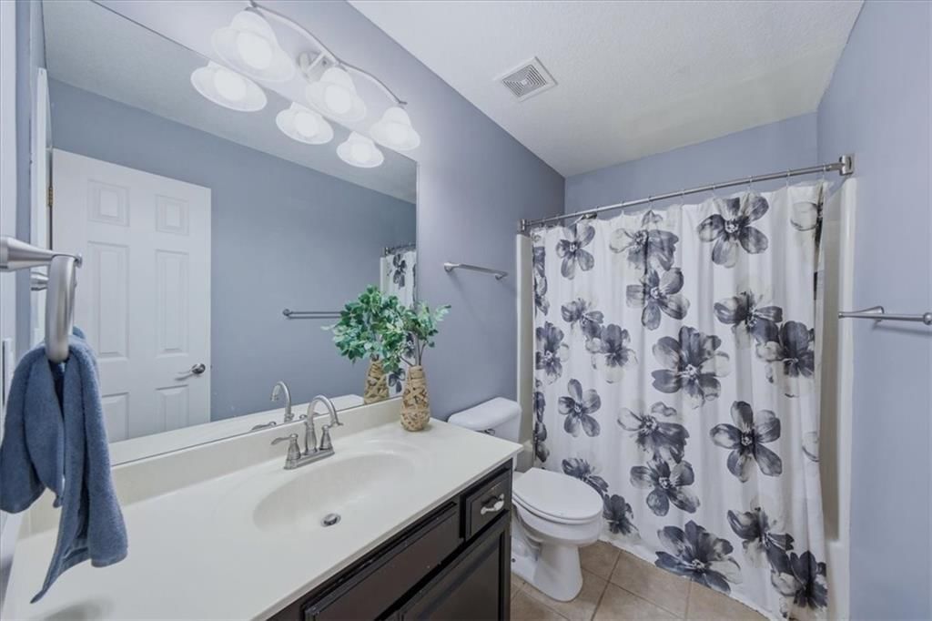 270 SE Sumpter Court — photo 18