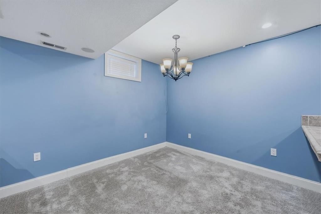 270 SE Sumpter Court — photo 21
