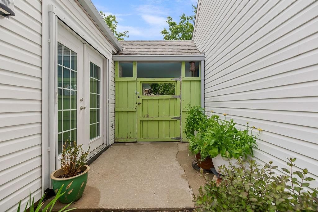 221 Deerfield Lane — photo 26