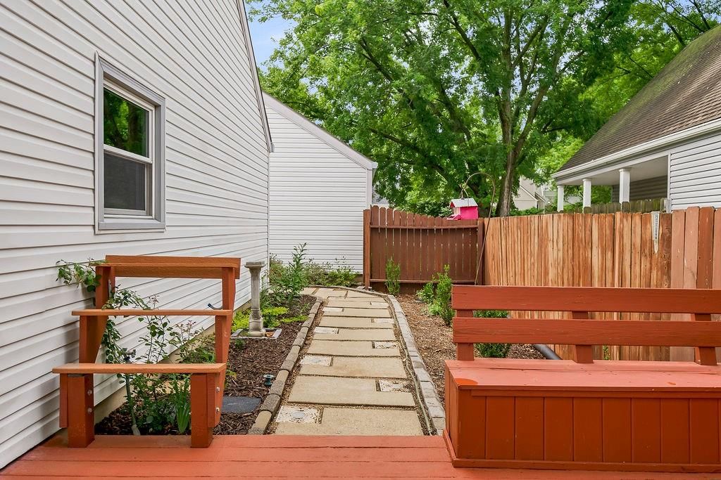 221 Deerfield Lane — photo 27