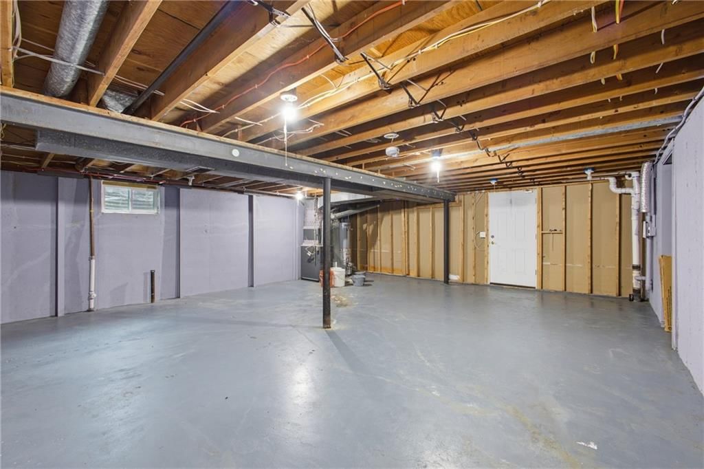 3165 LONGWOOD Avenue — photo 21