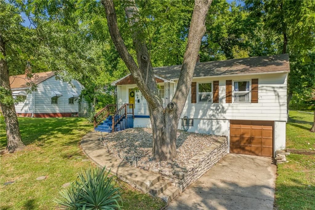 4921 N Garfield Avenue — photo 34