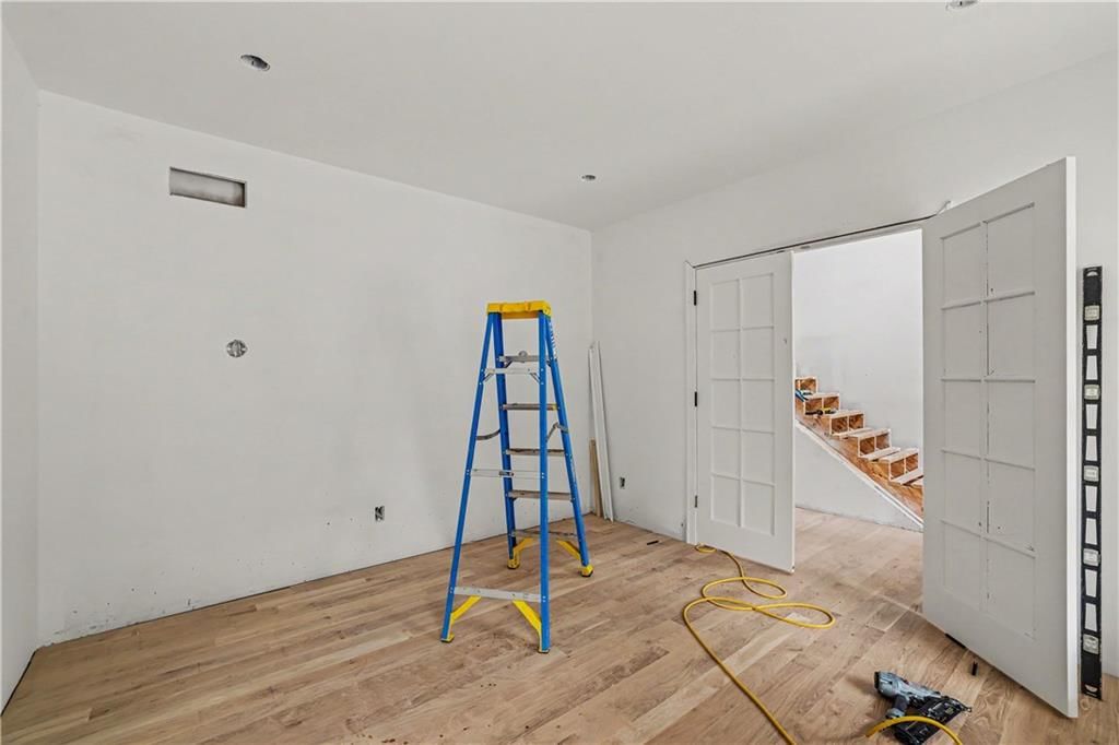 7805 Rosewood Drive — photo 6