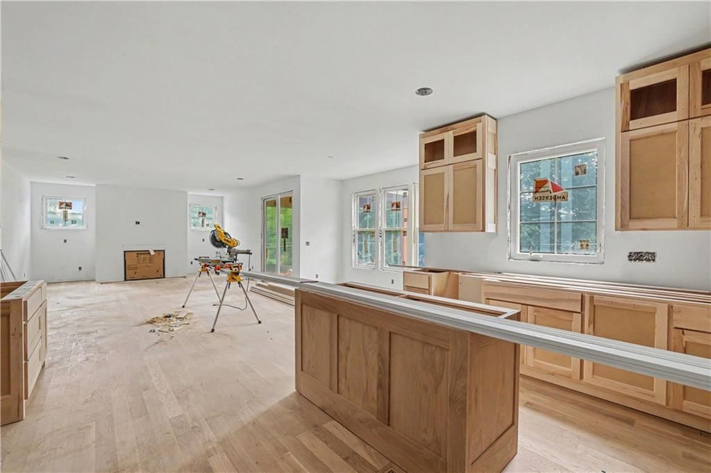 7805 Rosewood Drive — photo 8
