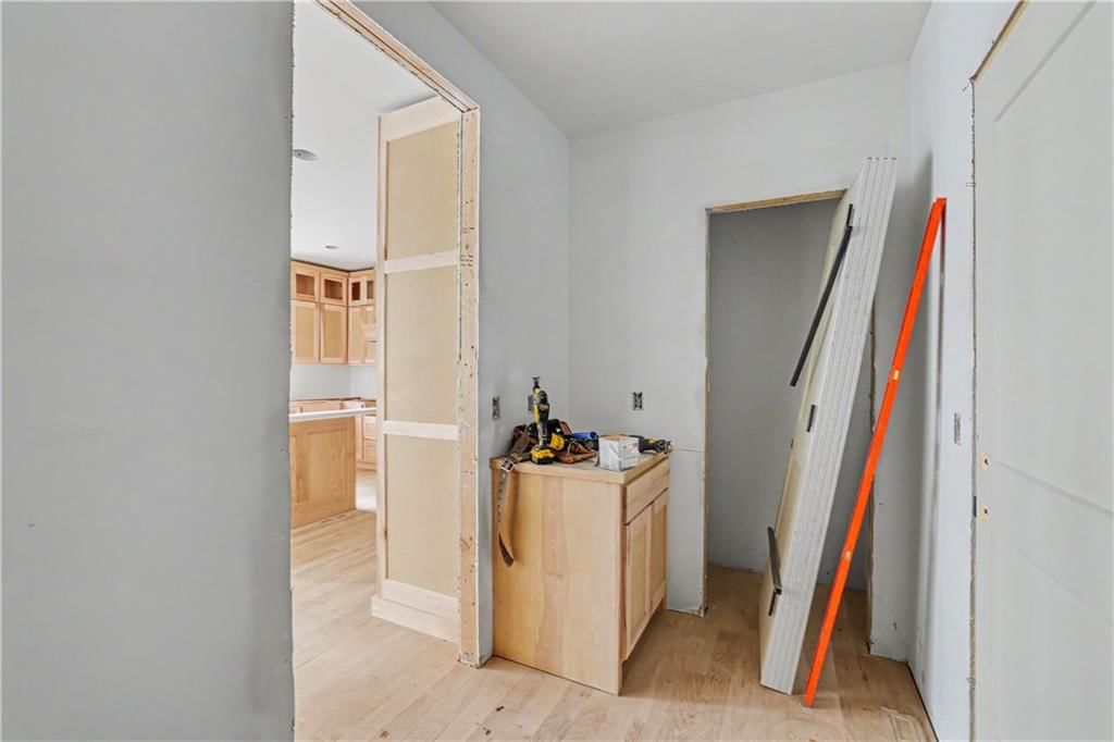 7805 Rosewood Drive — photo 11