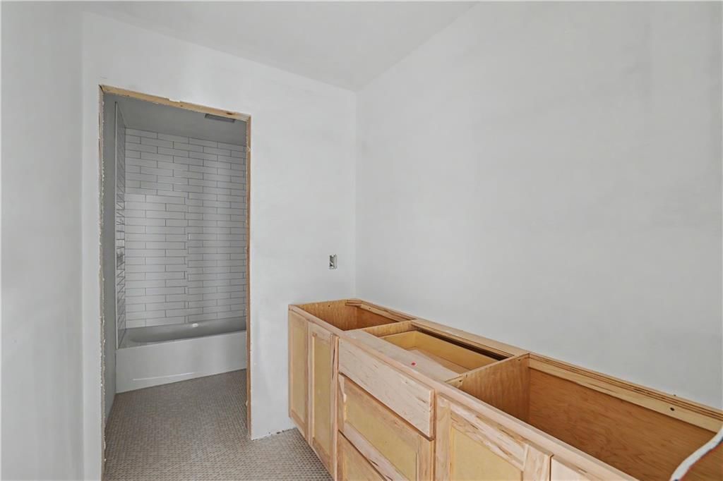 7805 Rosewood Drive — photo 23