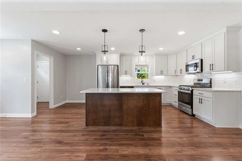 44 Maple Drive — photo 5