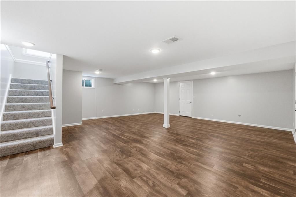 44 Maple Drive — photo 20