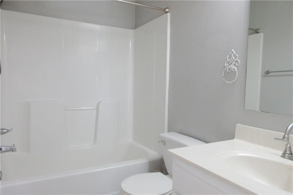 537 E Cheyenne Street — photo 20