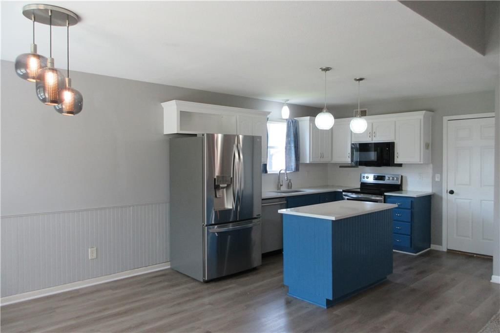 537 E Cheyenne Street — photo 25
