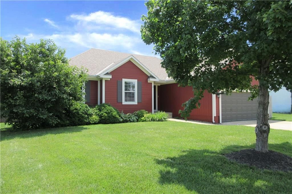 537 E Cheyenne Street — photo 33