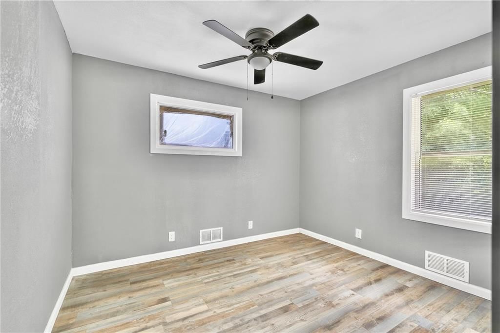 4538 Jackson Avenue — photo 8