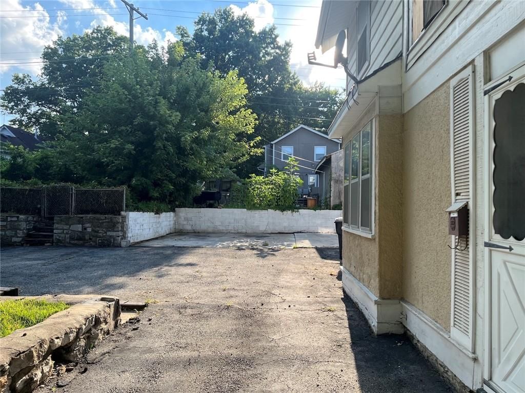 4512 Terrace Street — photo 4