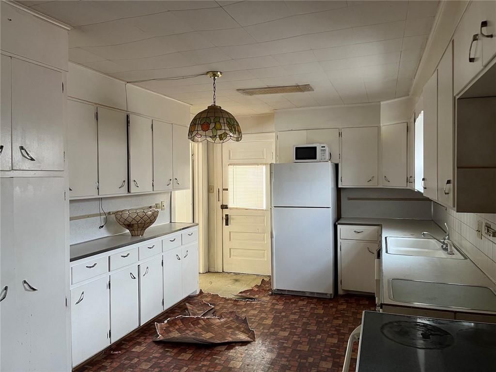4512 Terrace Street — photo 13