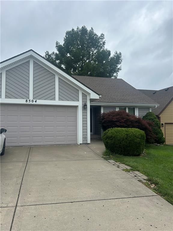 8504 N Chatham Avenue — photo 1