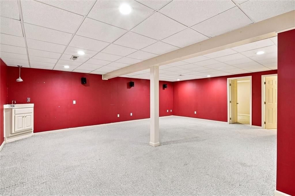 8504 N Chatham Avenue — photo 18