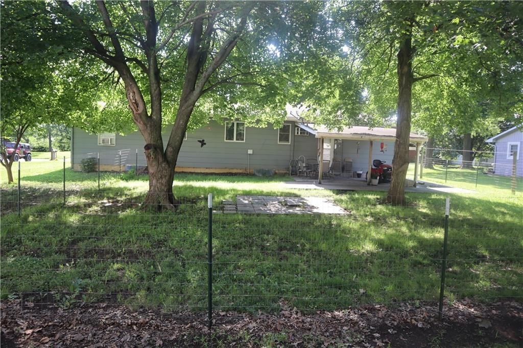 126 N Orange Street — photo 5