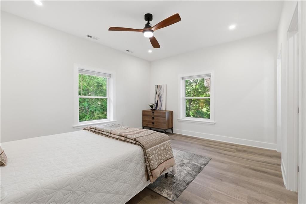 2708 Tracy Avenue — photo 27
