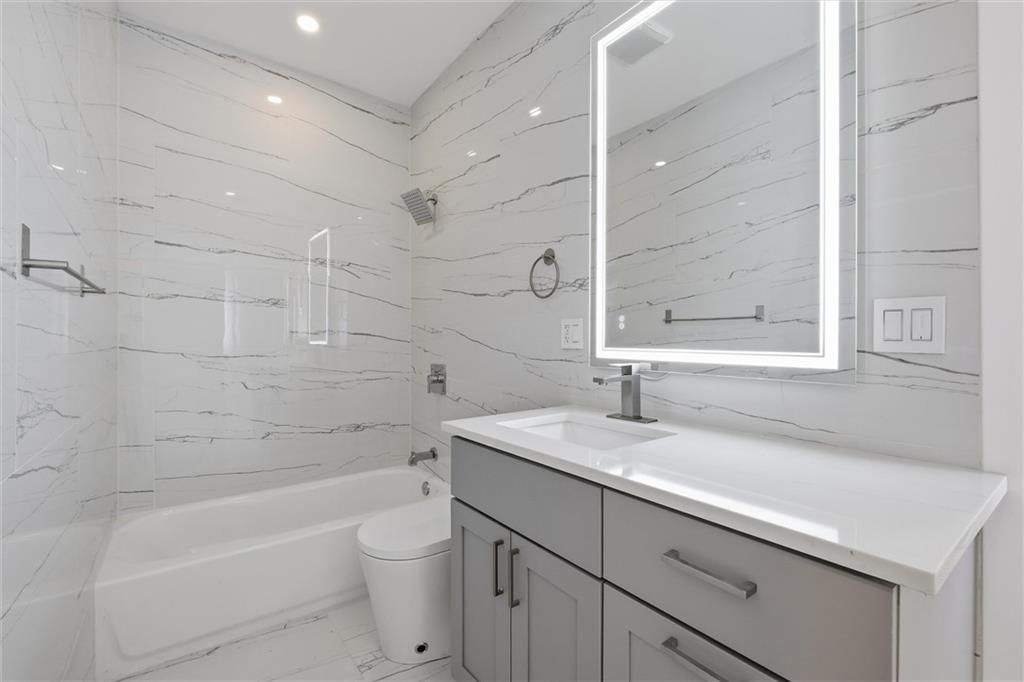 2708 Tracy Avenue — photo 36
