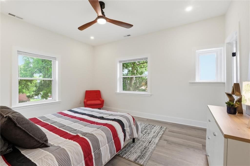 2708 Tracy Avenue — photo 38