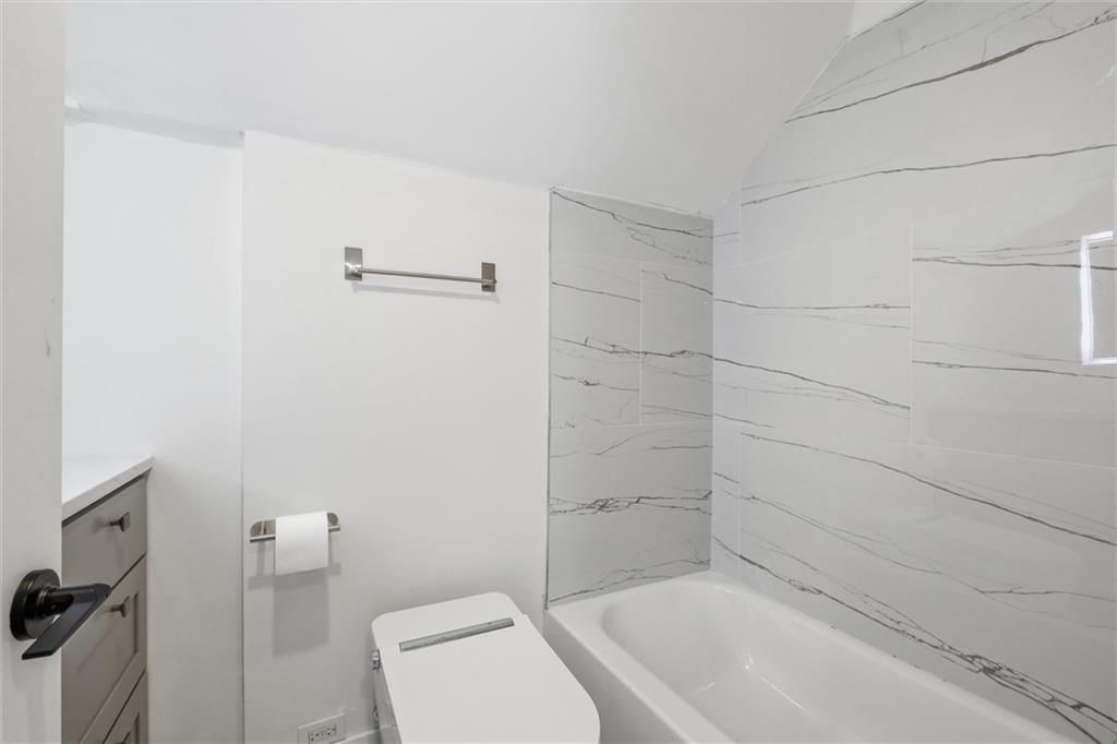 2708 Tracy Avenue — photo 46