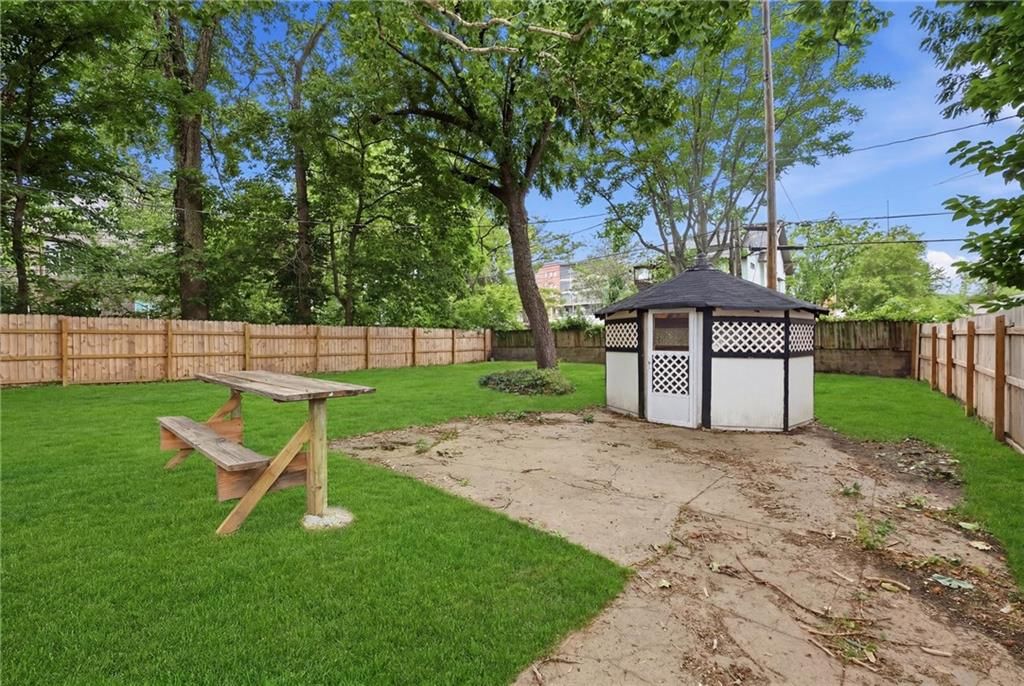 2708 Tracy Avenue — photo 52