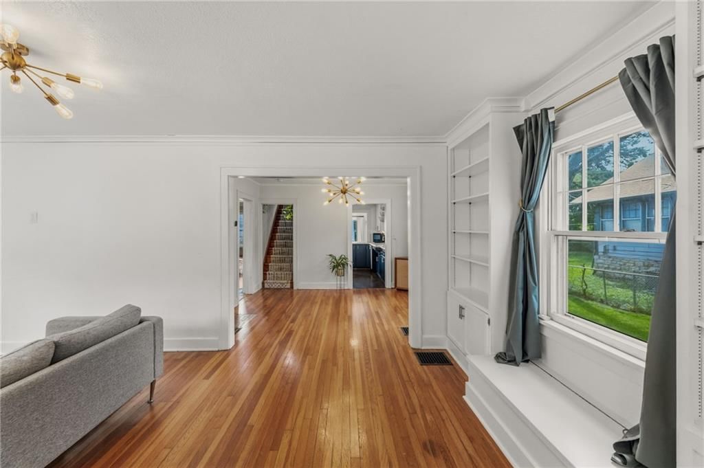 5715 Virginia Avenue — photo 3