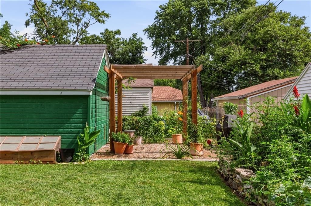 5715 Virginia Avenue — photo 43
