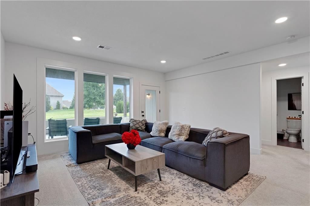 17104 Bradshaw Street — photo 36