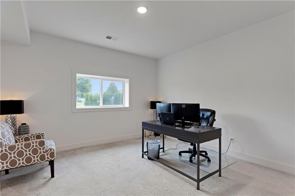 17104 Bradshaw Street — photo 38