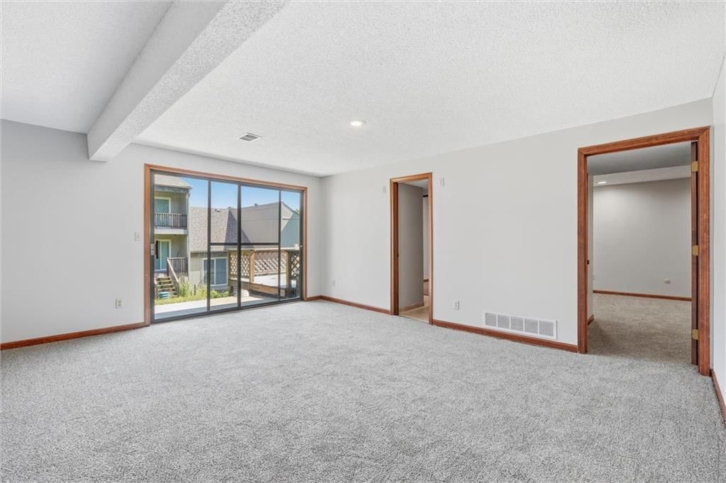 12116 W 67th Street — photo 15