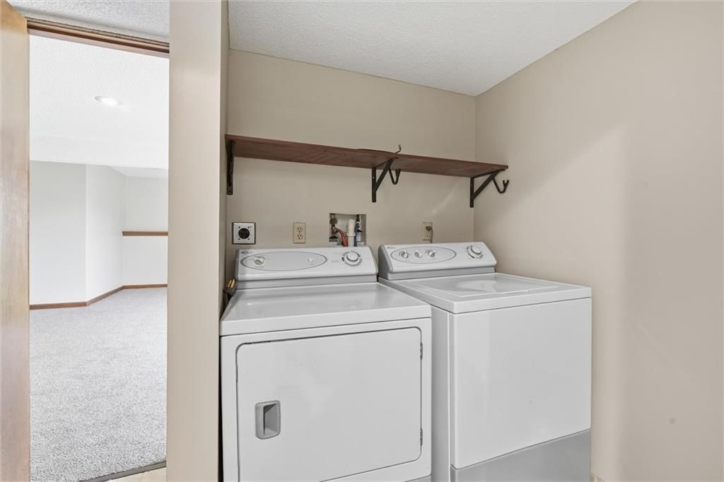 12116 W 67th Street — photo 19