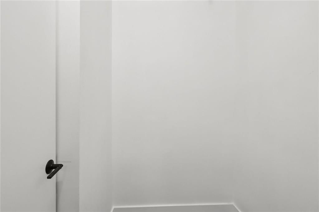 500 Delaware Street — photo 17