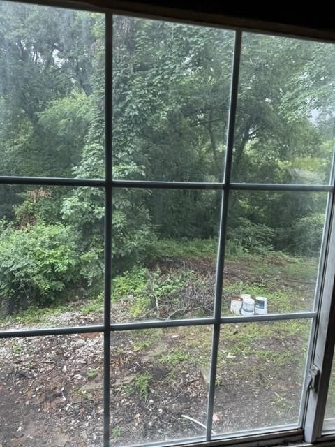 Photo 18 of 21 - 3922 Delavan Avenue, Kansas City, KS 66104