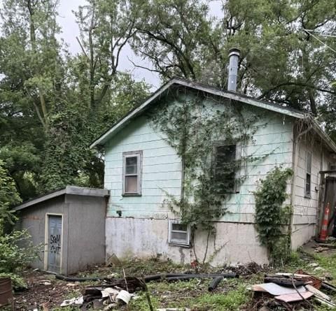 Photo 19 of 21 - 3922 Delavan Avenue, Kansas City, KS 66104