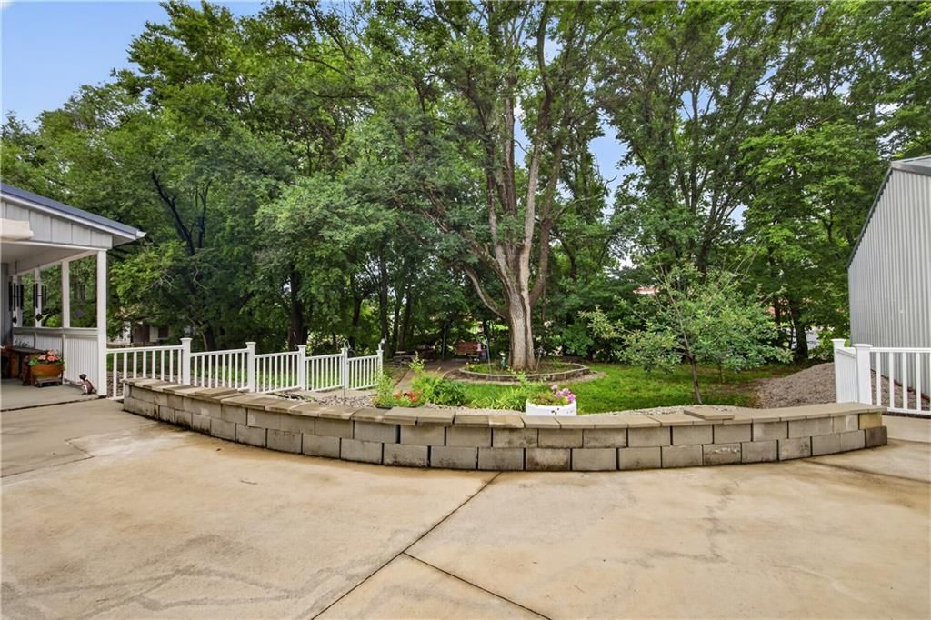 423 S Barbee Street — photo 8