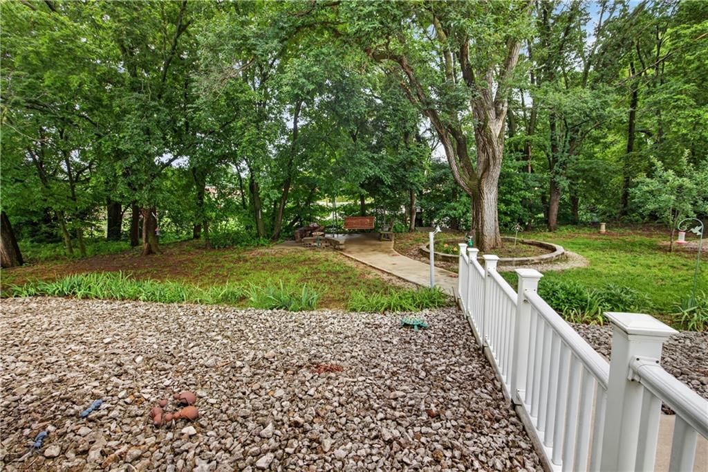423 S Barbee Street — photo 16